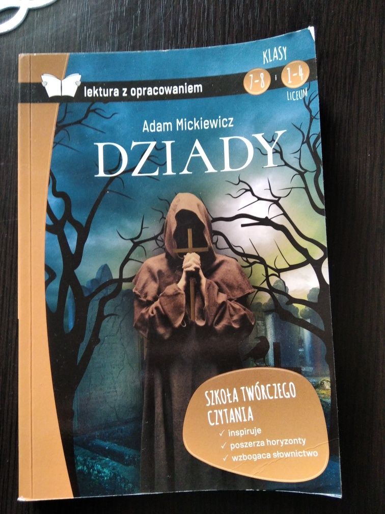 Książka Dziady z opracowaniem