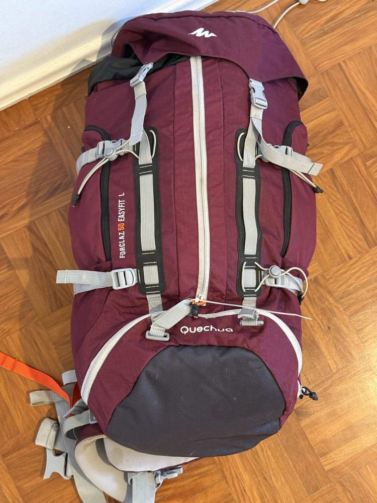 Mochila trekking viagem Quechua Forclaz 50l easyfit mulher