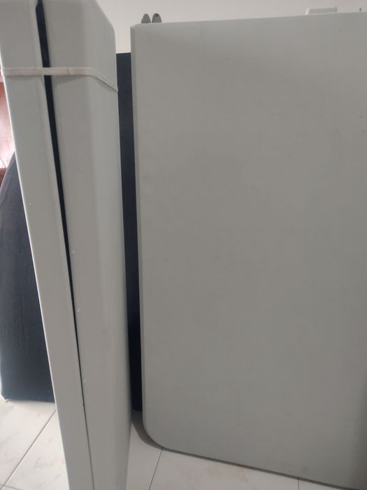 Conjunto Mesa e Bancos dobráveis 3 peças