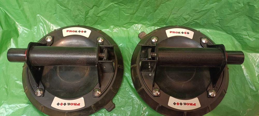 przyssawki do płytek