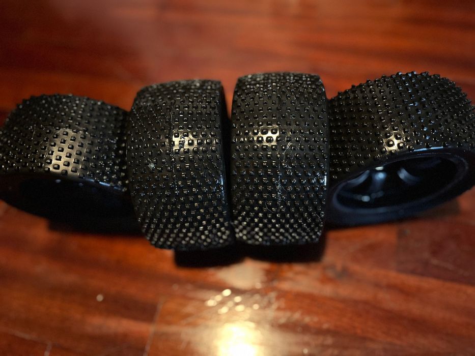 Rodas Pneus Rc Truggy 1.8