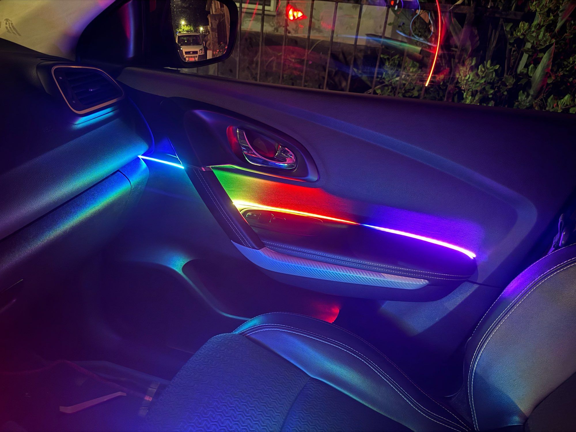 Kit iluminação interior Carro RGBic Luz Ambiente a cores com App NOVO