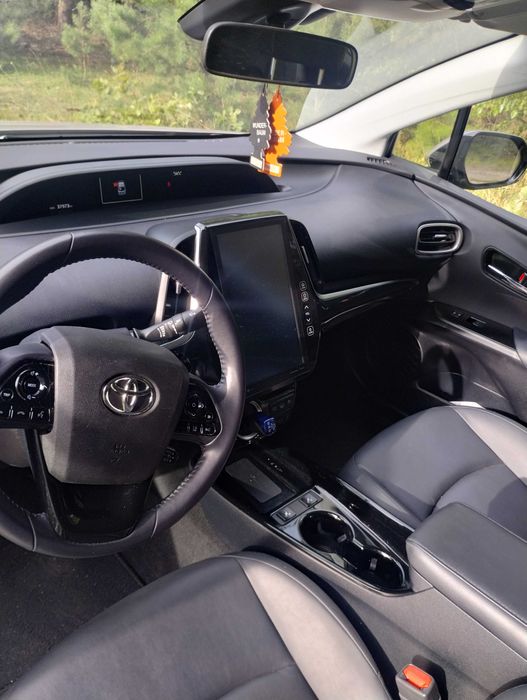 Toyota Prius  Plug-in Hybryda