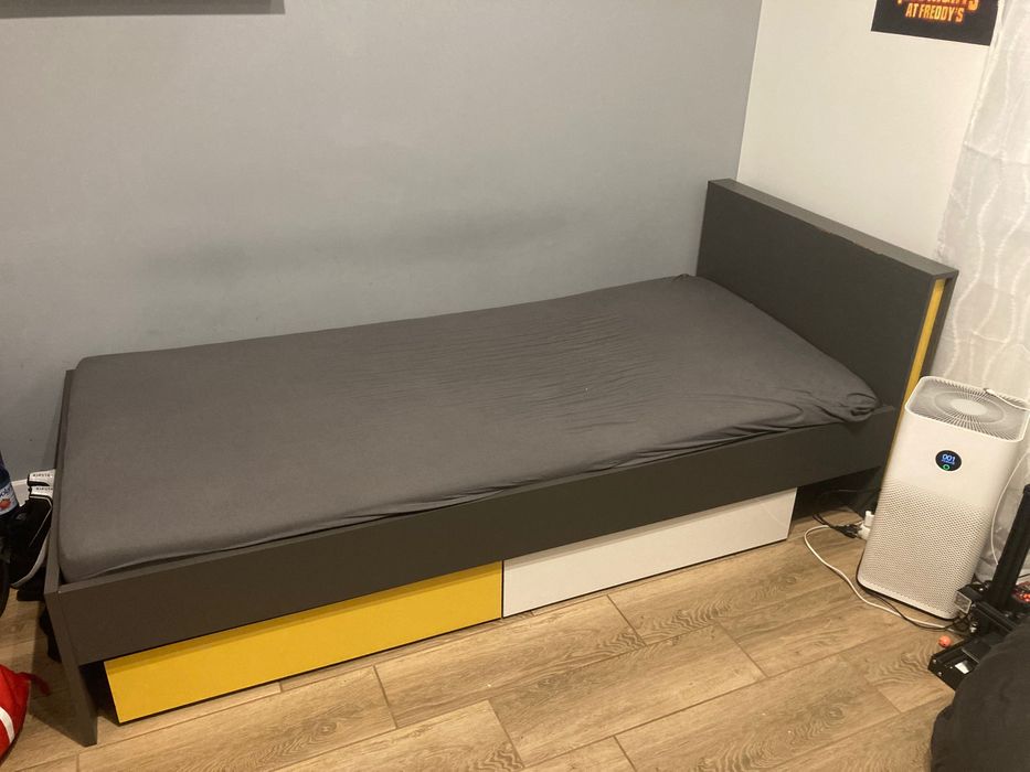 Oddam łóżko vox dla młodziaka