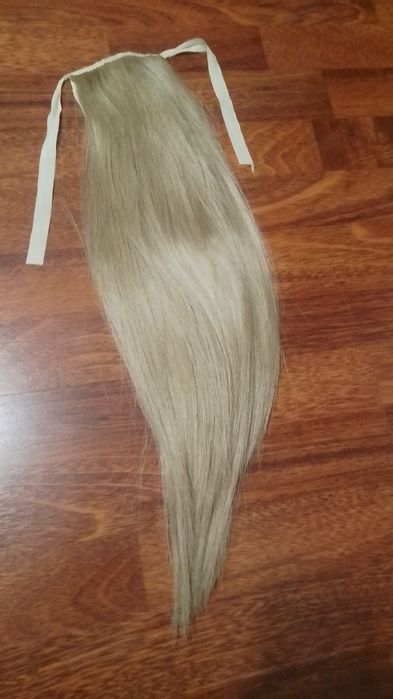 Хвост на ленте блонд