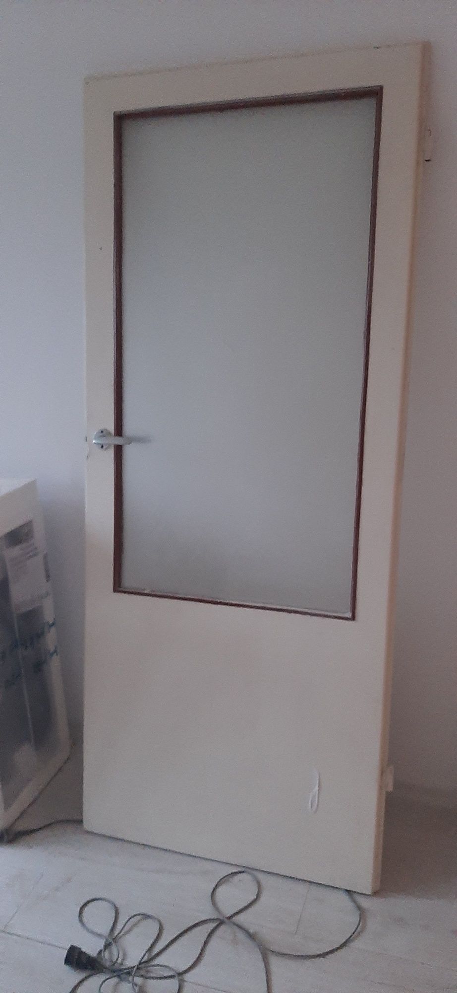 Sprzedam drzwi na budowę 80 prawe