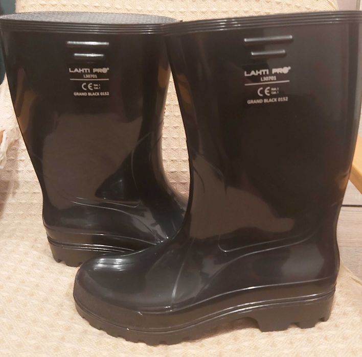 Kalosze  LAHTI PRO czarne wysokie  PVC ROZ.46