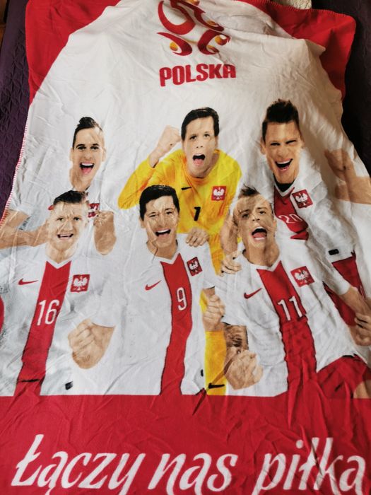 Koc polarowy Łączy nas piłka