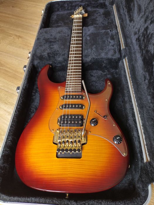 Washburn MG70 Korea lata '90 Superstrat Sunburst Piękny! Hard Case