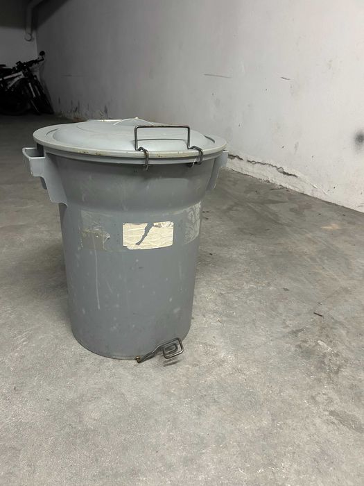 Balde com Pedal - 50 L ( 50 cm altura)