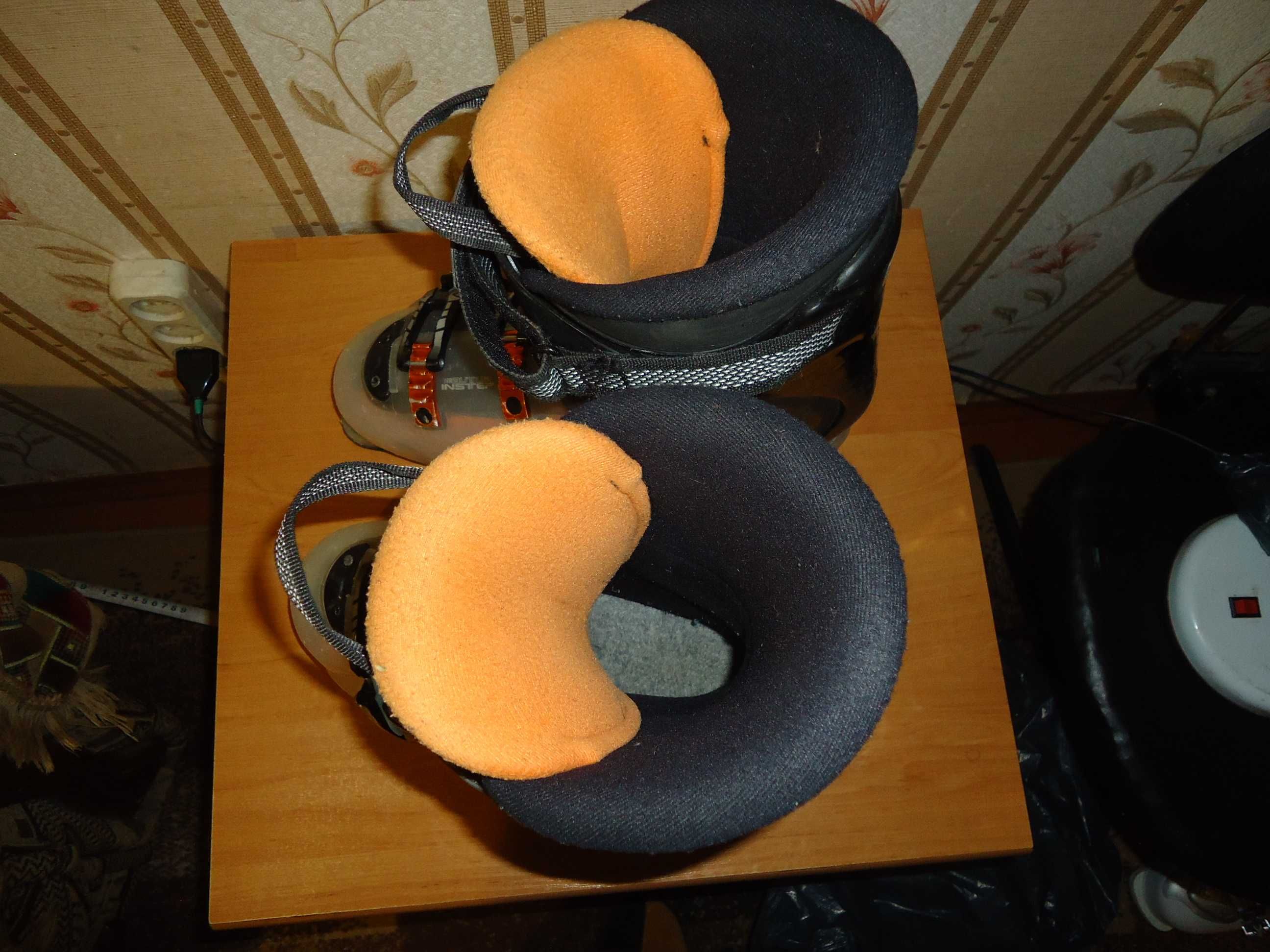 Горнолыжные ботинки REBEL размер 26,5, 308 мм, Италия.