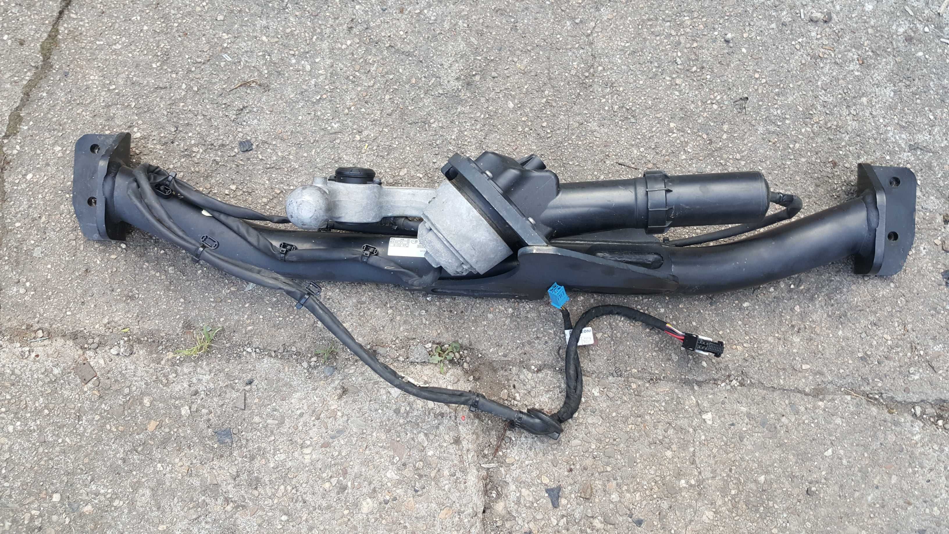 Oryginalny elektryczny hak holowniczy mercedes E-klasa W213 wysyłka 40