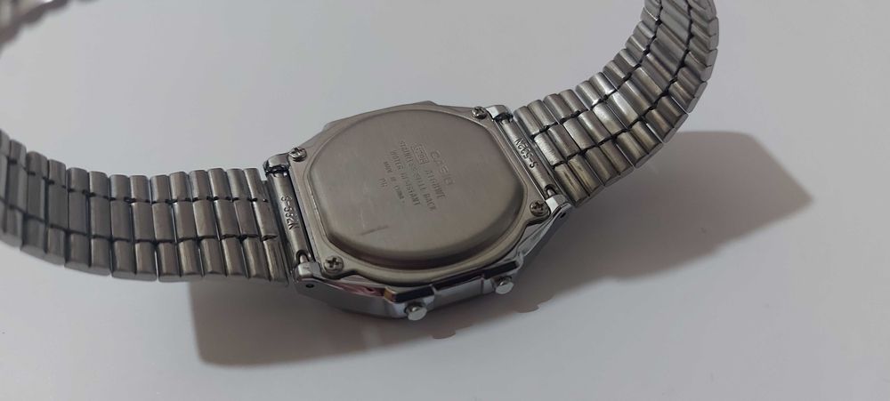 Zegarek Casio Illuminator A168WE