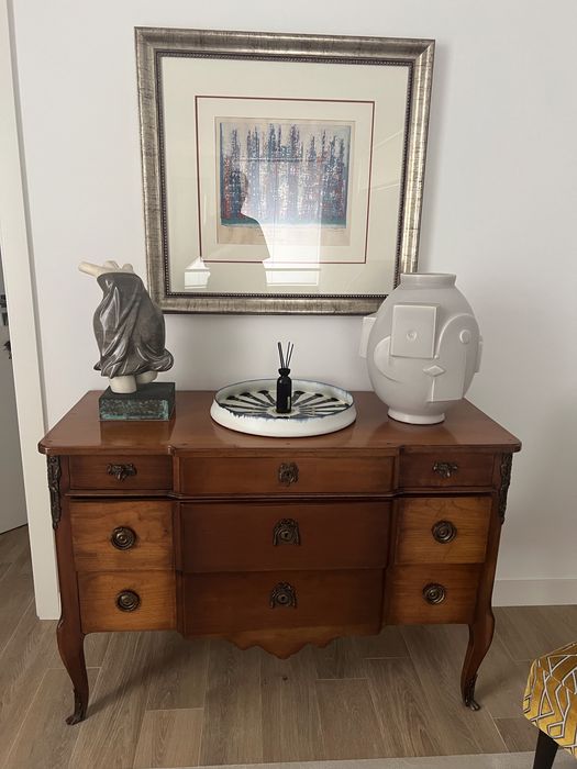 Móvel cómoda em cerejeira em excelente estado