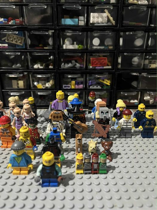 Mix figurek lego