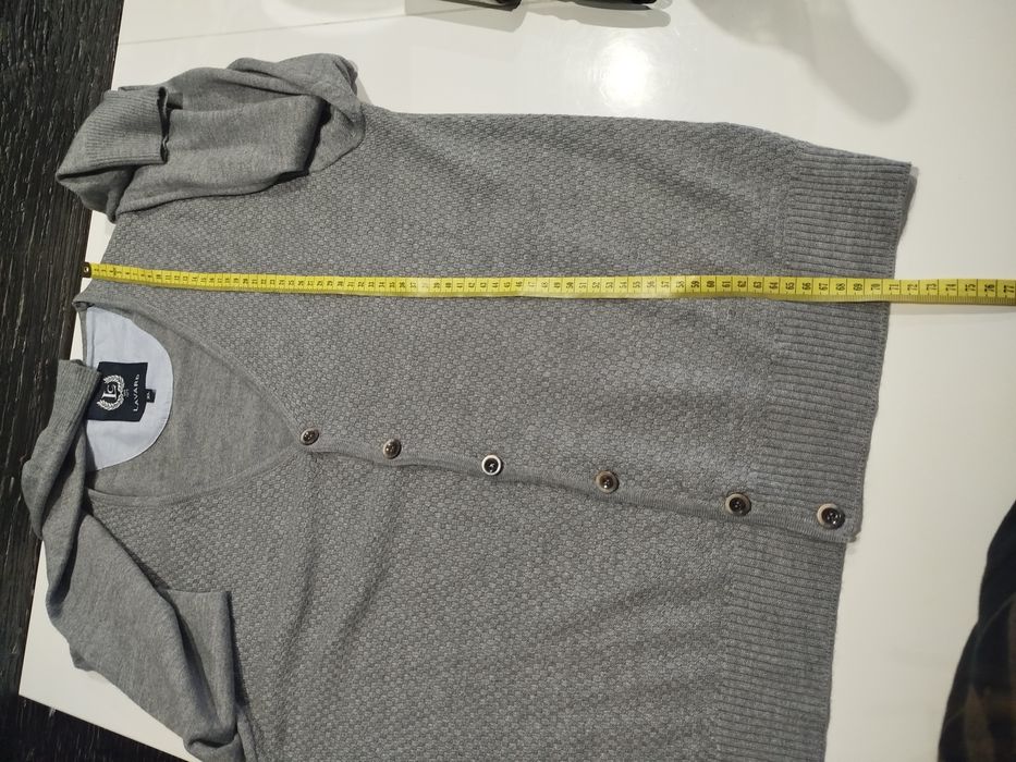 Rozpinany sweter na guziki kardigan wełna merino