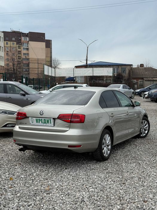 Продам Volkswagen Jetta 2014 рік можлива розстрочка,кредит,обмін!