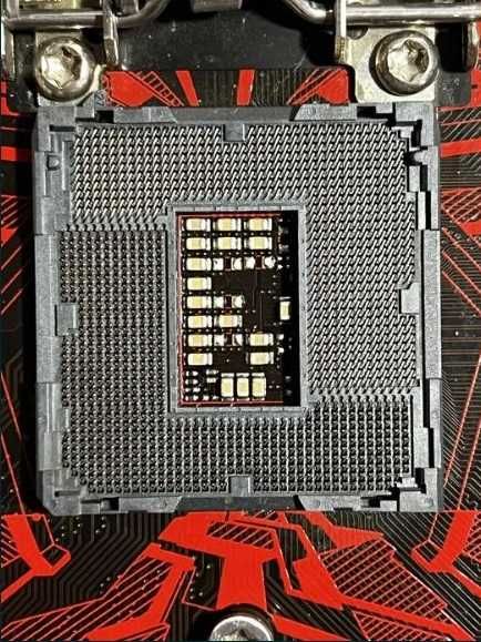 Комплект М.плата ASUS B250 + G4400 + 2gb (Читайте описание)
