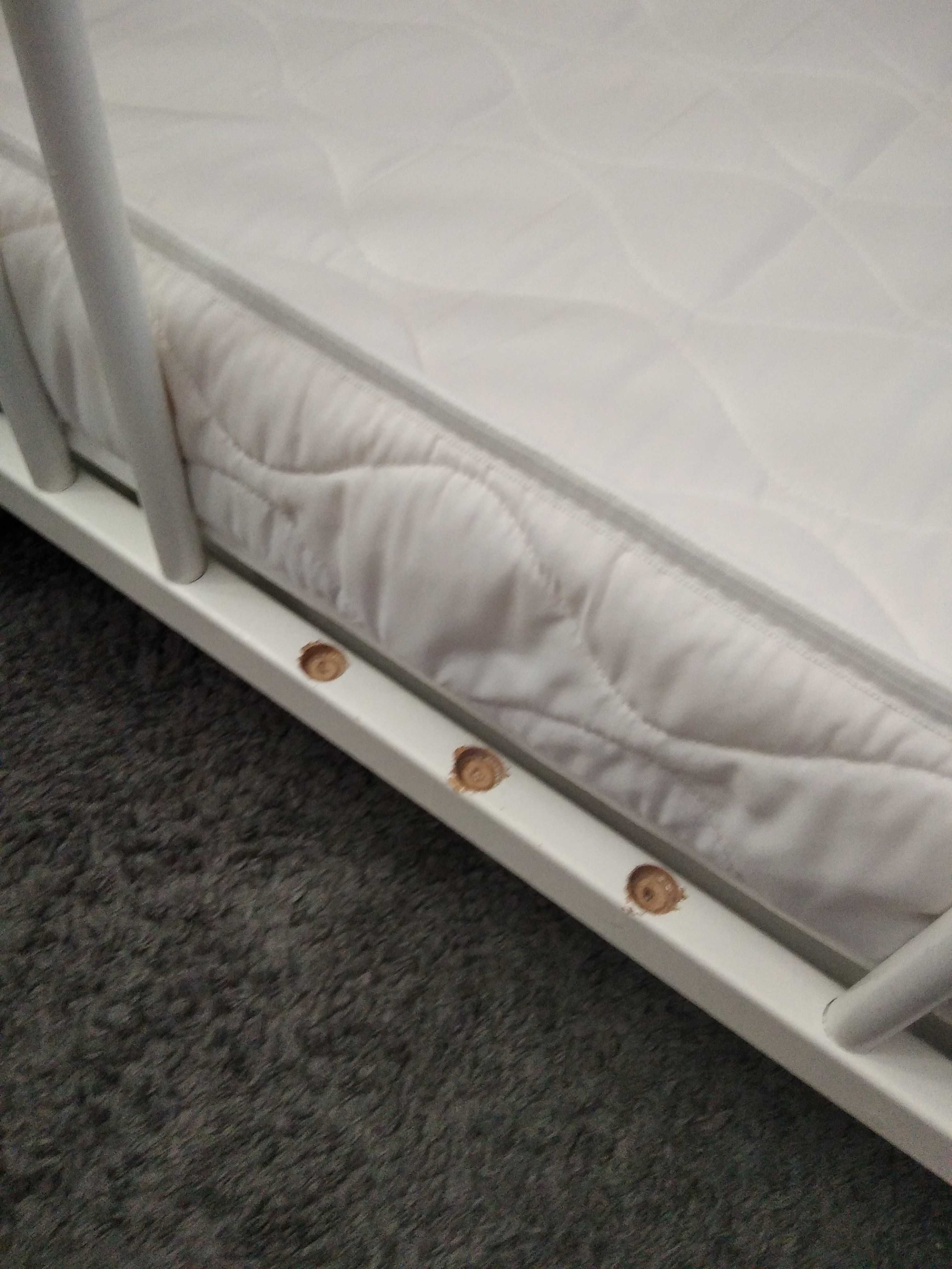 Łóżeczko dziecięce Białe, 3 poziomy dna, wyjmowane szczeble, materac