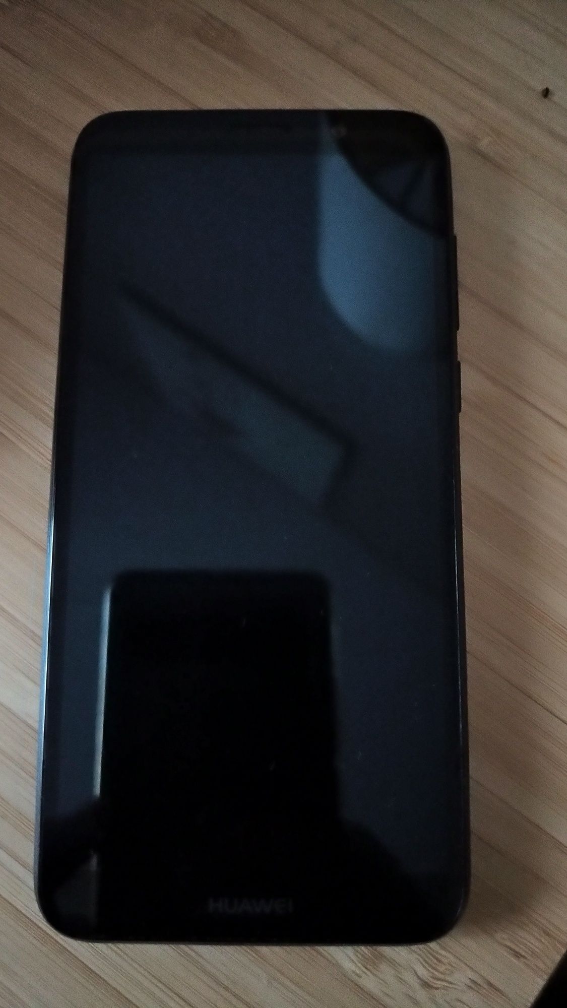 Huawei Y5 2018 smatfon