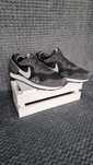 NIKE RUNNER VENTURE- roz. 43 - Buty męskie sportowe sneakersy szare