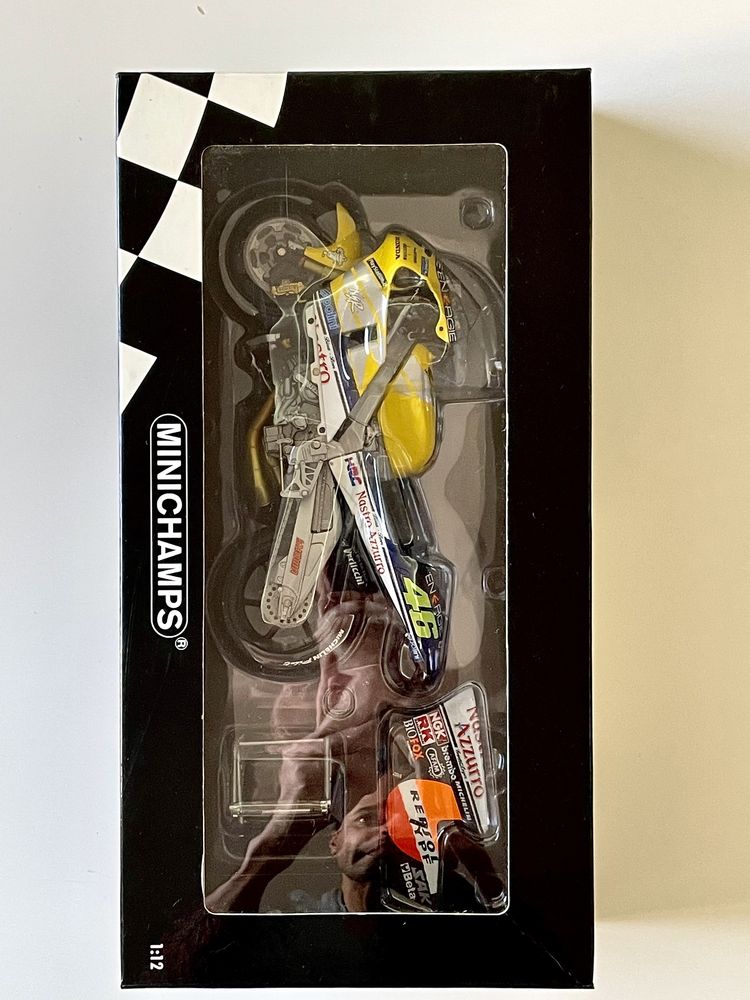 Minichamps 1:12 Honda 500cc Valentino Rossi