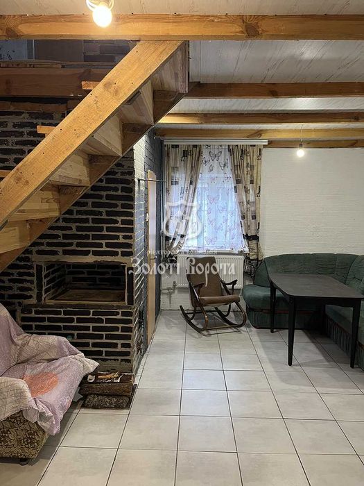 Будинок, 2 поверхи, ділянка - 6 соток. Гарний стан. Бориспільський р-н