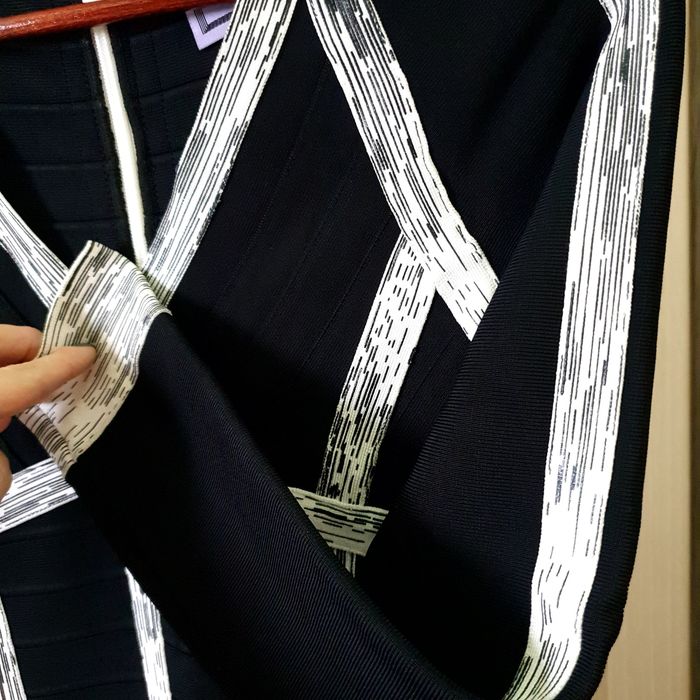 Бандажное платье