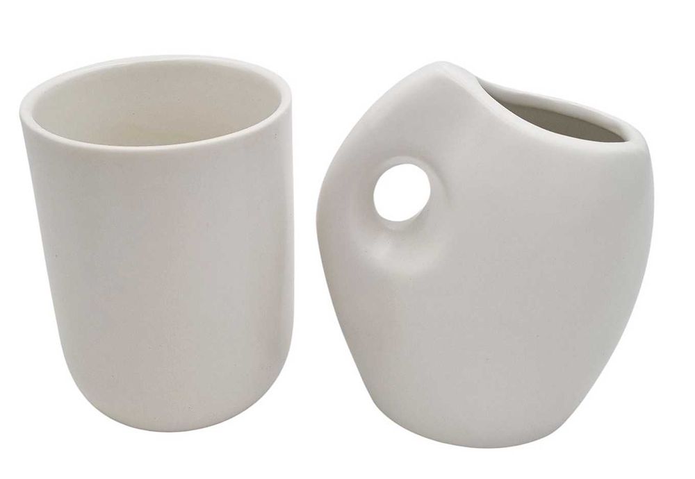 Zestaw łazienkowy biały dozownik kubek mydelniczka kubek na szczoteczk