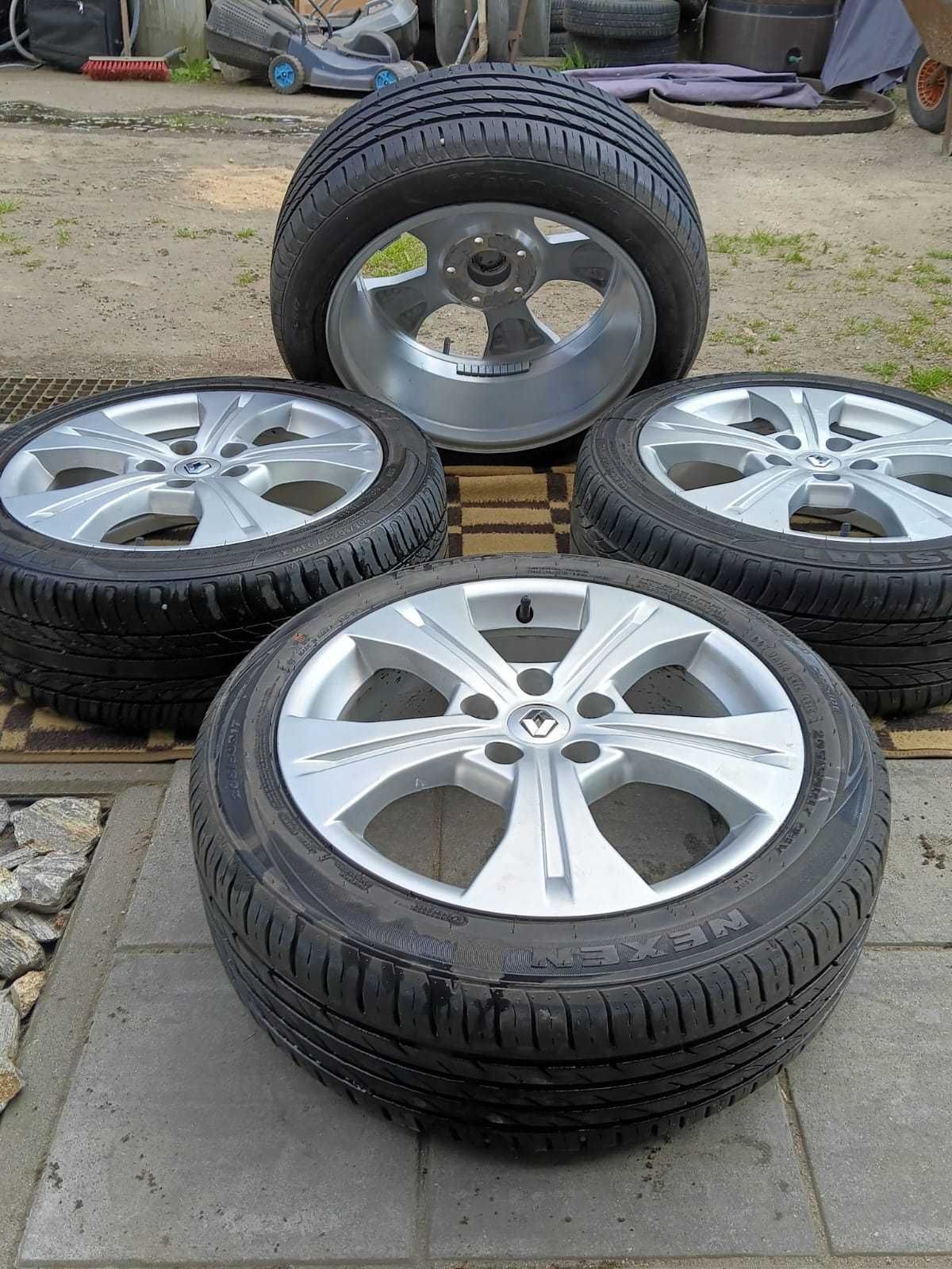 Koła renault 17 " letnie opony super stan