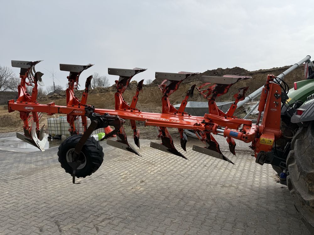 Pług Kuhn MultiMaster 122 Lemken 4+1