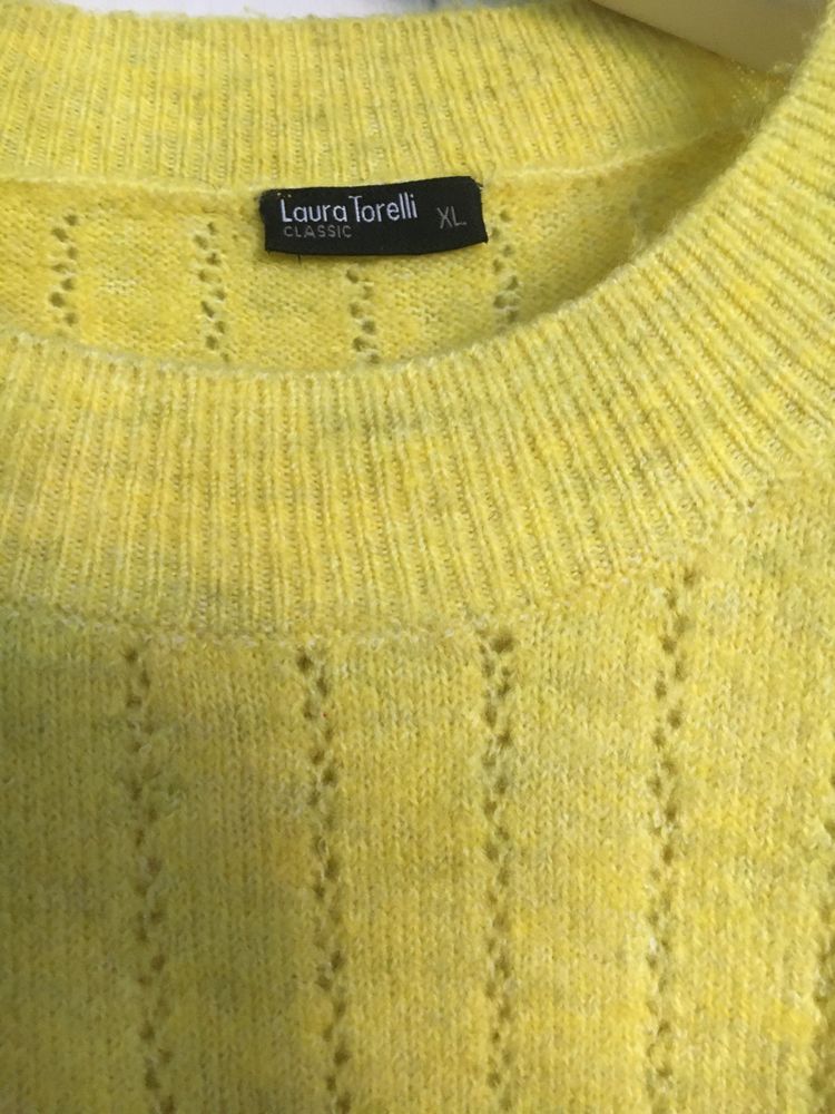 Zolty sweter Laura Torelli XL