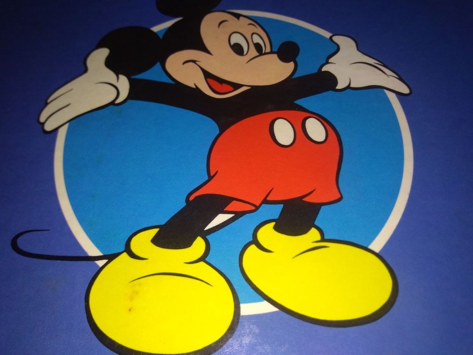 MICKEY WALT DISNEY - Antigo e Raro Livro de 1982