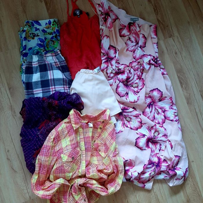 Zestaw roz S/M 36/38 50 sztuk mega paka komplet odzież damska ubrania