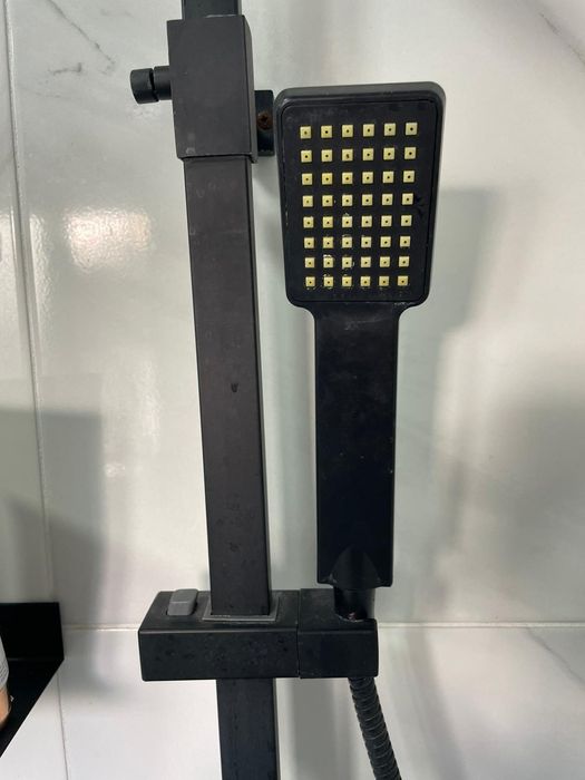 Conjunto de chuveiro termostática