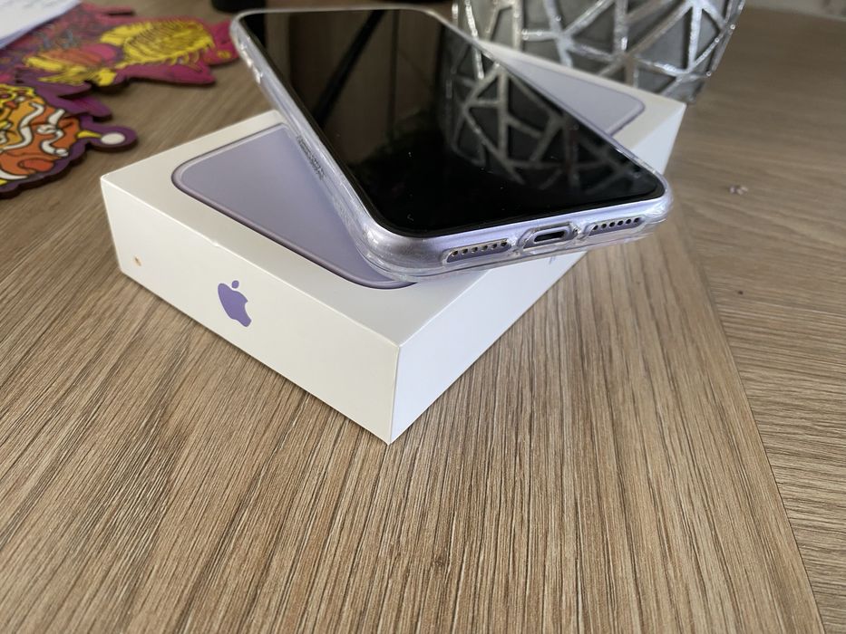 Iphone 11 64GB komplet.
