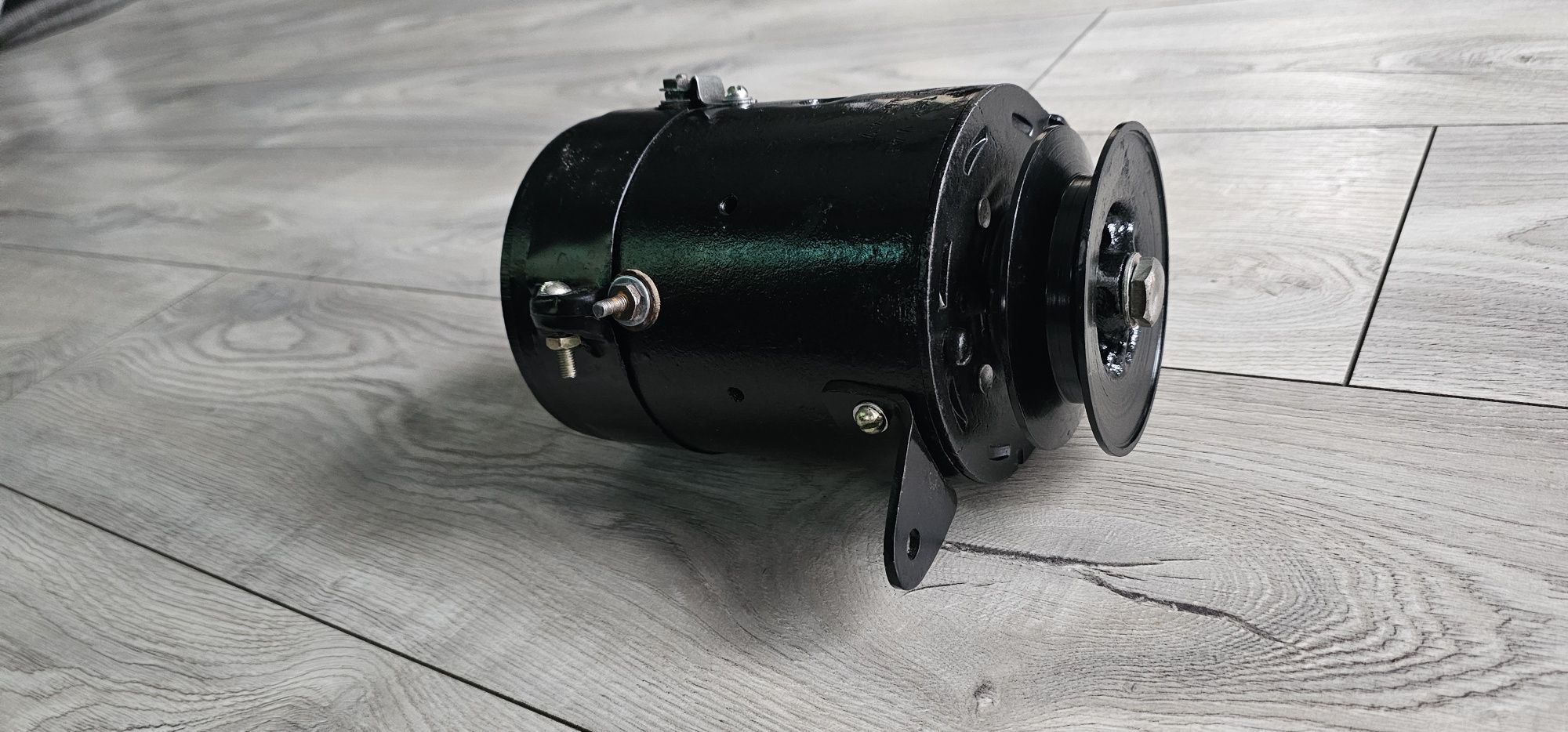 Gaz 67 czapajew  prądnica generator