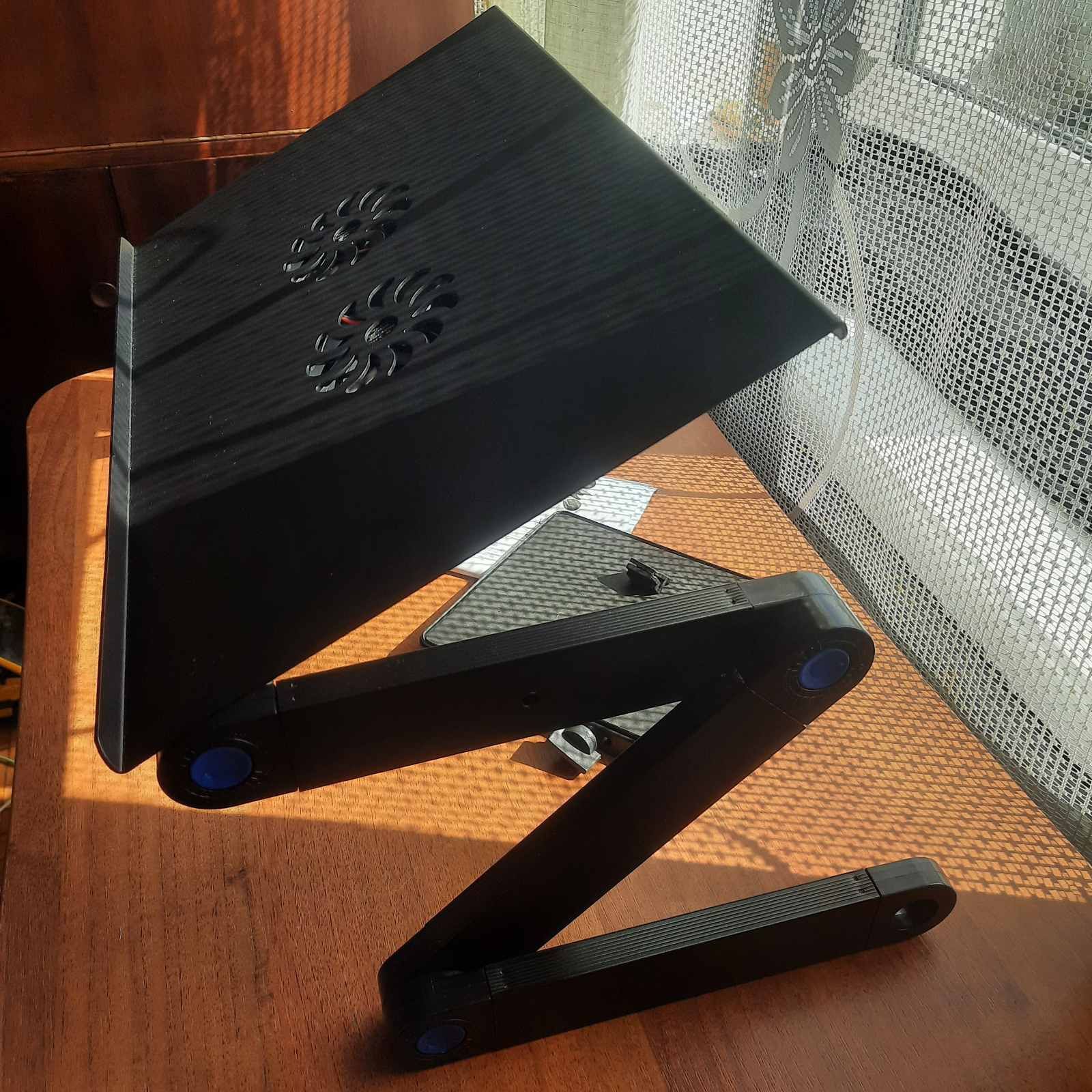 Столик під ноутбук Laptop Table T8 з охолодженням і поличкою для мишки