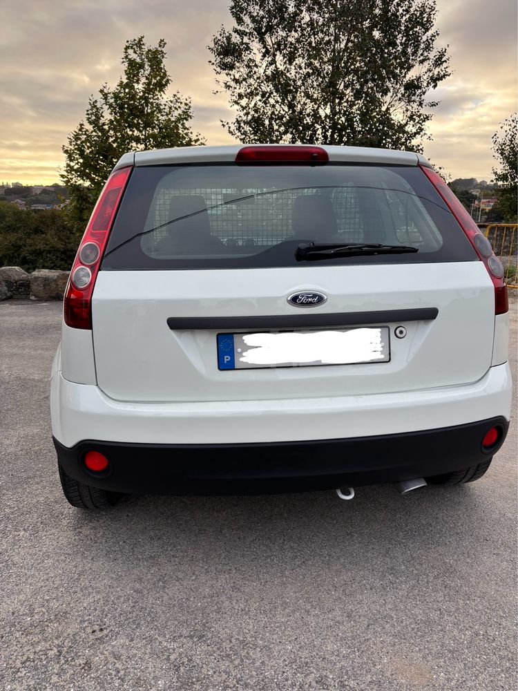 Ford Fiesta 1.4 | Ano 2006 | Económico e Fiável