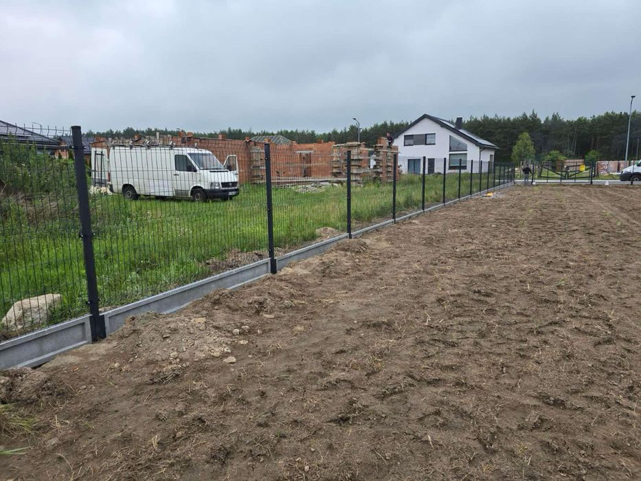 Montaż ogrodzeń panelowych