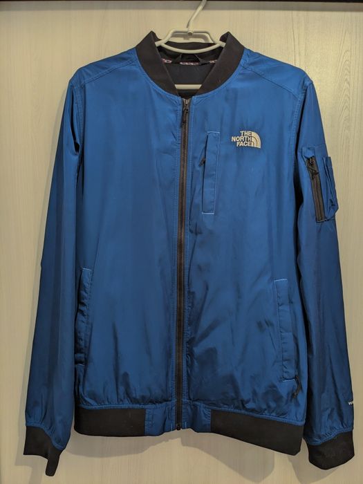 Куртка бомбер The North Face