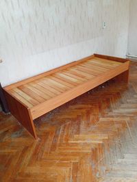 Кровать деревянная 200×80. Только самовывоз Соломенка.