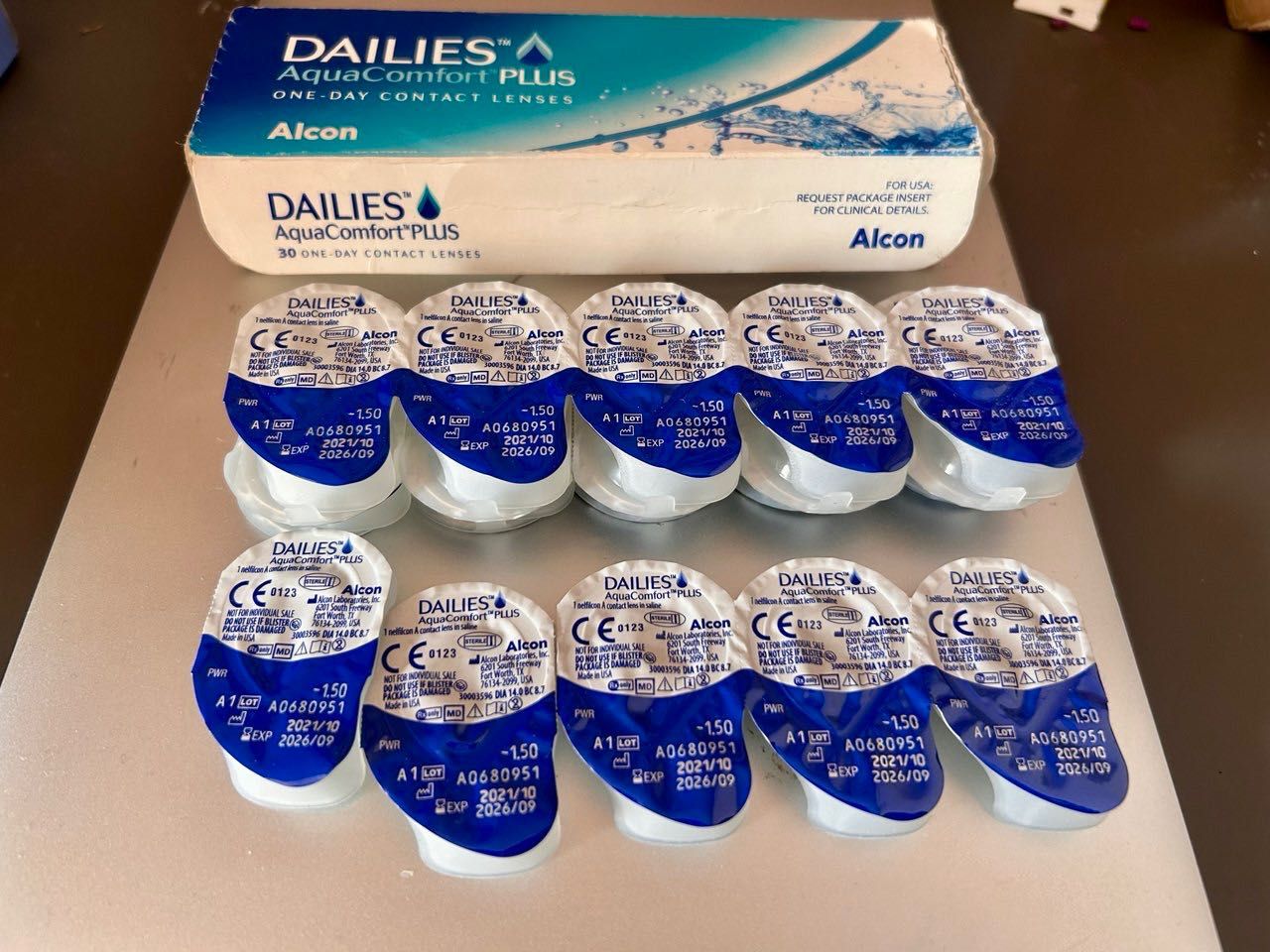 Контактні лінзи DAILIES Aqua Comfort Plus 
оптична сила (-1,5)
