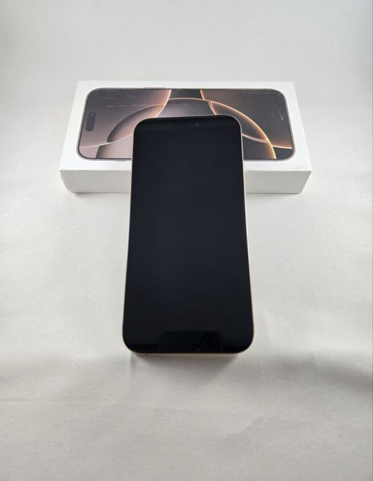 Troco/Vendo iPhone 16 Pro Max Titanium Desert