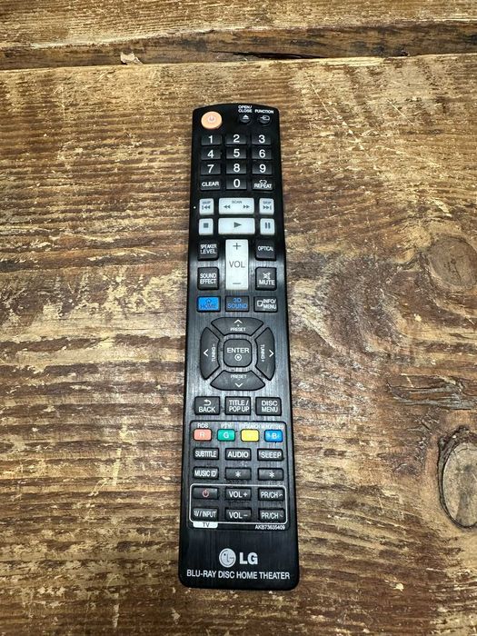 Wieża z subwooferem i pilotem LG BH-5320 F Blu-Ray