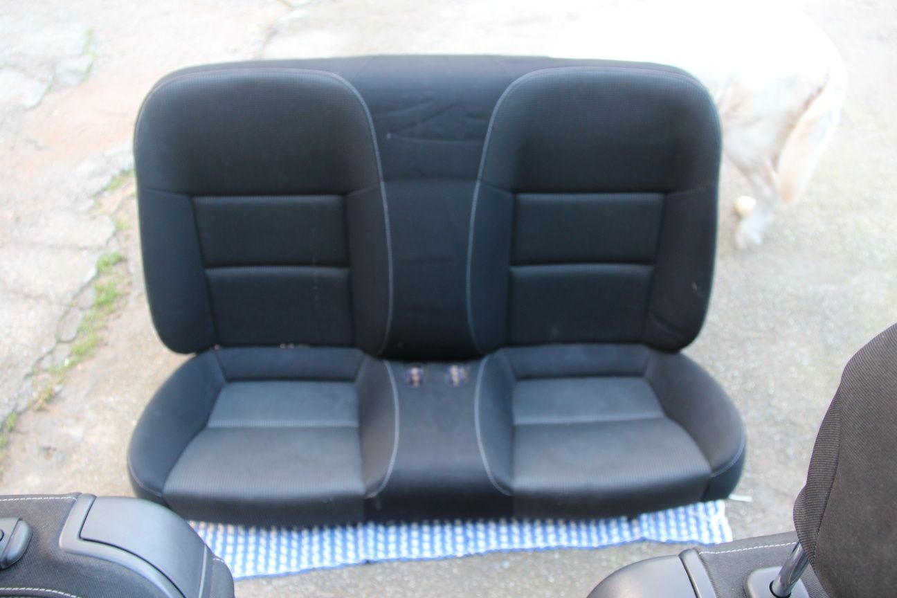 Banco traseiro do Peugeot 207cc