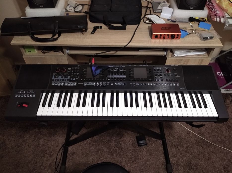 Roland ea-7 Roland bk-5