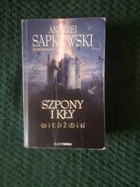 Szpony i Kły Andrzej Sapkowski