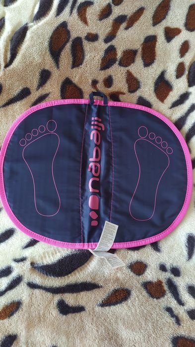 Коврик для занятий спортом