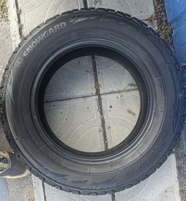 Резина 185/65R14 ROSAVA